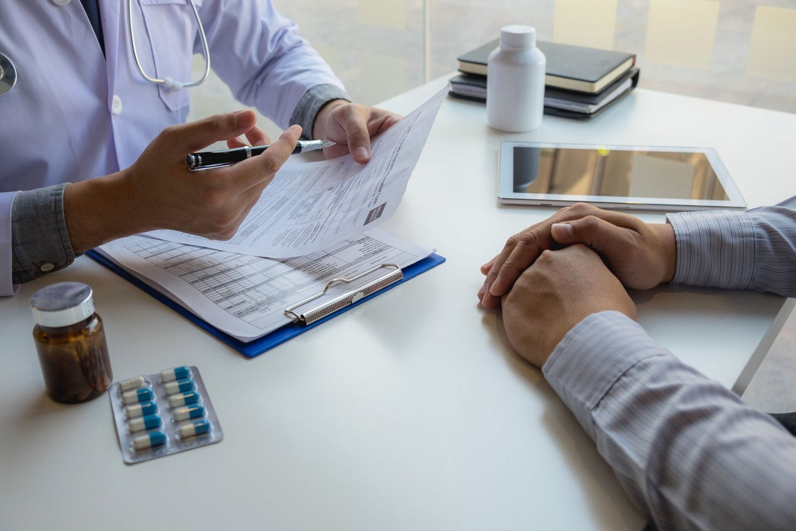 Doctor Winichai, symptoms, patient, advise, health consultation